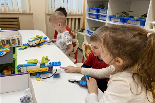 Робот Botzees для детей 4-5 лет