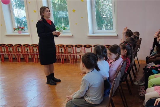 У нас в гостях инспектор ГИБДД