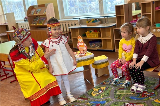 День чувашской вышивки