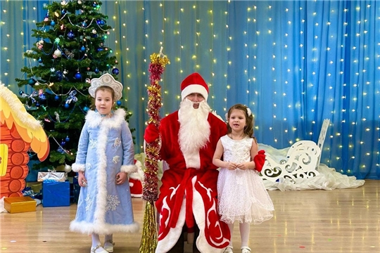 Новогодние утренники. Продолжение...