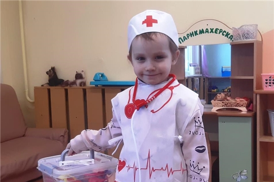 Дошкольники знакомятся с профессией врача
