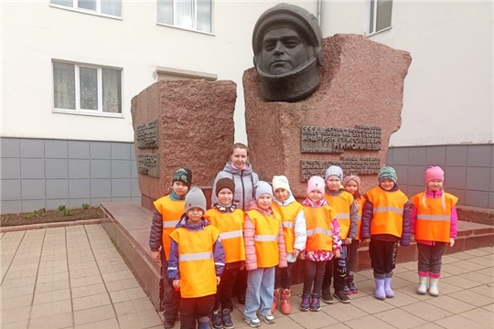 Экскурсия к памятнику А.Г.Николаеву