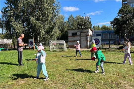 Играем в настольный теннис