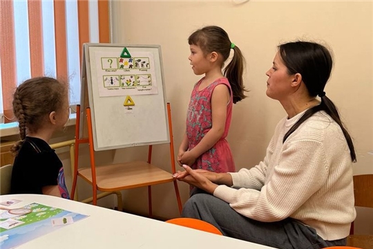 Открытое занятие для родителей воспитанников, посещающих Студию речевого развития "Речевичок"