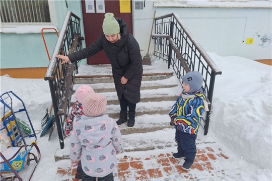 Как вести себя на дороге зимой (правила поведения для детей)