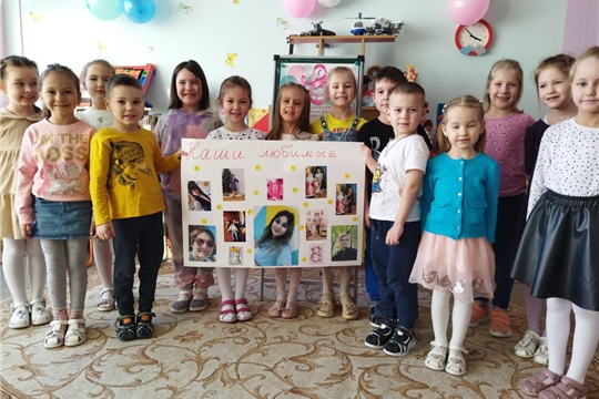 8 Марта в группе "Светофор"