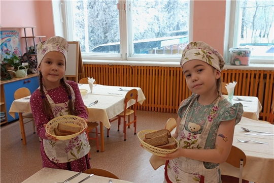 Организация труда дежурных по столовой в детском саду