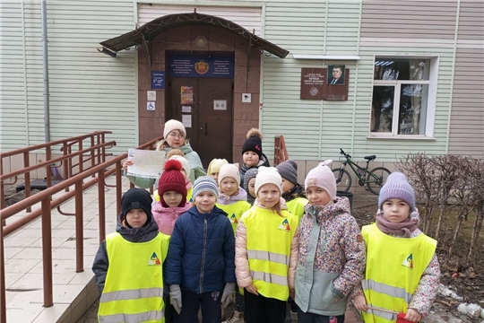 "По родному краю с рюкзаком шагаю"