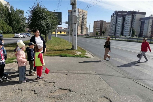 Учим Правила дорожного движения.