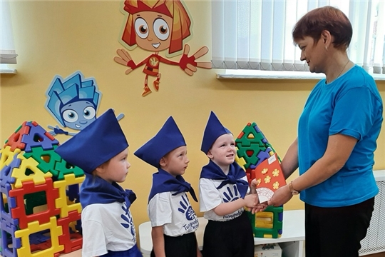 Шагая в ногу  с прошлым и будущим!