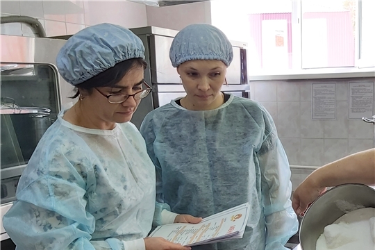Родительский контроль за организацией питания в ДОУ.