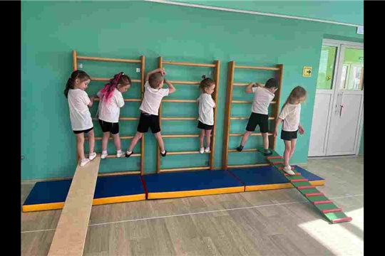 Спортивная студия «Попрыгунчики»
