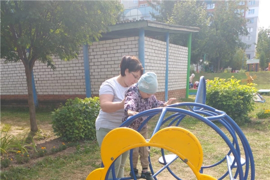 "Безопасность на детских площадках."