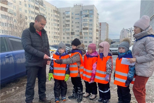 Акция по ПДД "Возьми ребёнка за руку"