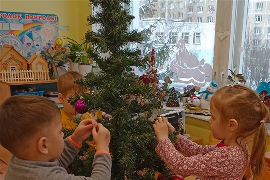 Украшаем ёлочку