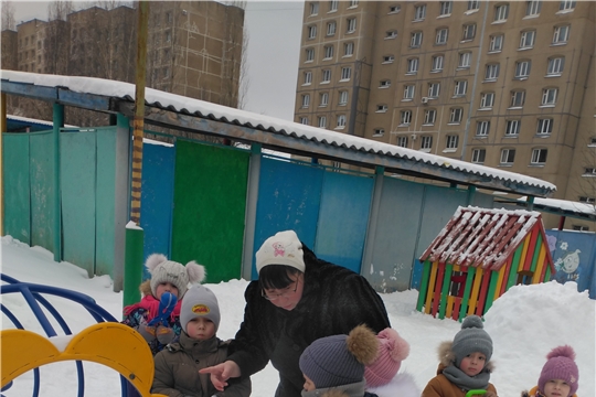 Не облизывай металлические предметы зимой