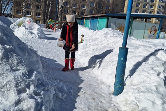 Внимание-весенняя гололедица!