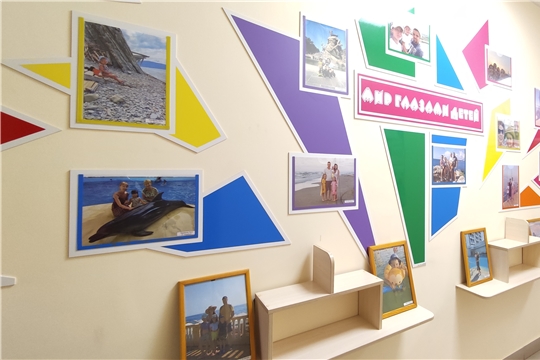 Фотовыставка «Я и моя семья на море»