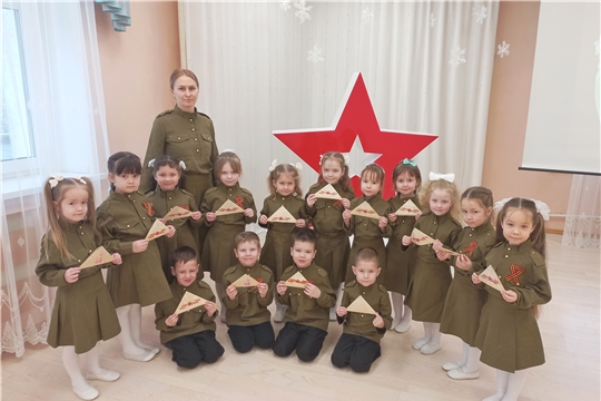Участие в акции «Помни героя», приуроченная ко Дню Героев Отечества