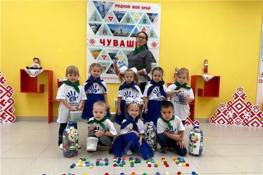 Эколого-благотворительный проект "Добрые крышечки"