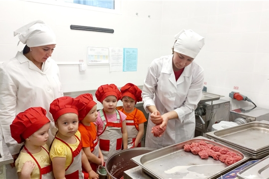 Экскурсия на кухню детского сада