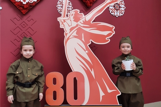 Продолжается акция "Цветок ветерану"