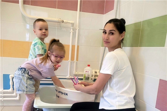 Мытьё игрушек в детском саду по СанПин