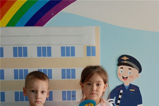 Подготовка к городскому конкурсу поделок «Инспектор ГИБДД глазами детей»