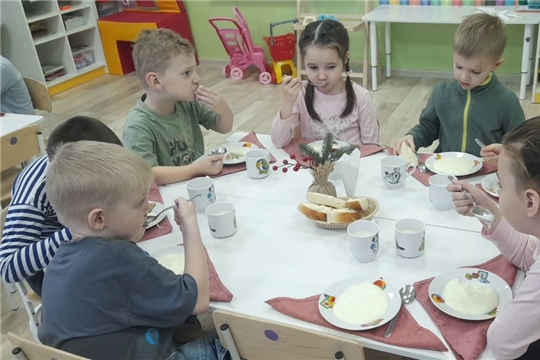 Каша - очень полезный и неотъемлемый продукт детского питания