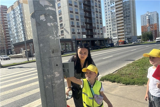 Знакомство детей с правилам дорожного движения