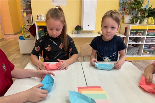 Оригами - это и игра, и развитие навыков одновременно