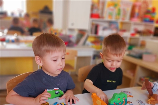 Продолжаются занятия в кружке "Речецветик"