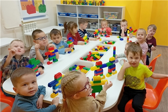 В «Лего» поиграть полезно! (дополнительные услуги)
