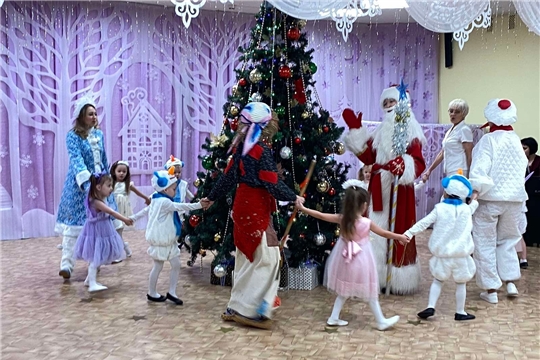 На новогоднем празднике