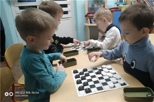 Шашки – интеллектуальная игра (дополнительные услуги)