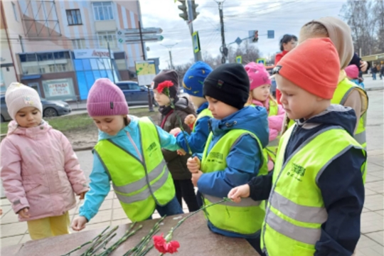 Экскурсия к памятникам советских космонавтов
