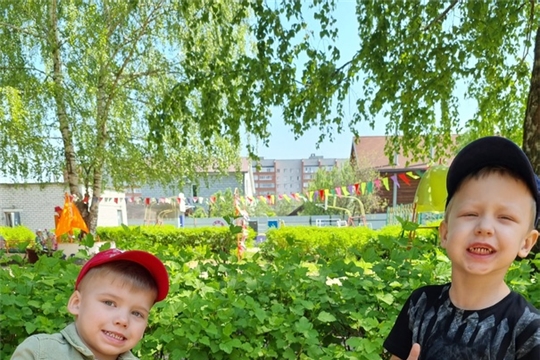  В теплую сухую погоду растения очень нуждаются в поливе