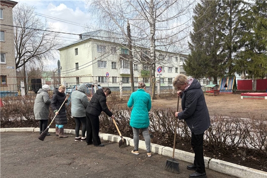 В ДОУ прошел субботник