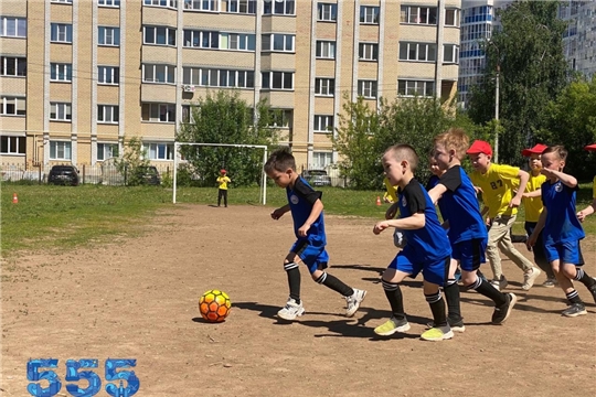 Между командами ДОУ № 3 и ДОУ № 27 состоялся товарищеский матч Первенства по мини-футболу