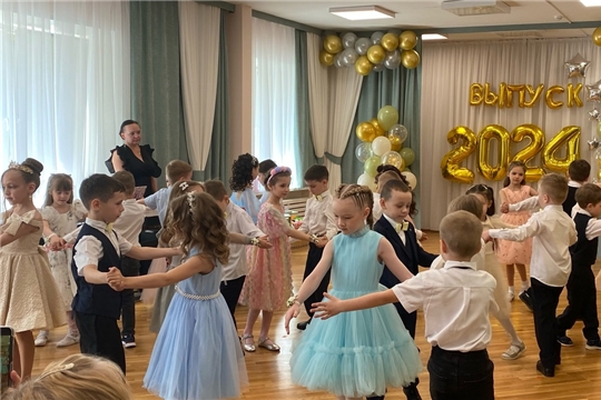 В МБДОУ "Детский сад № 3" г. Чебоксары прошла пора выпускных