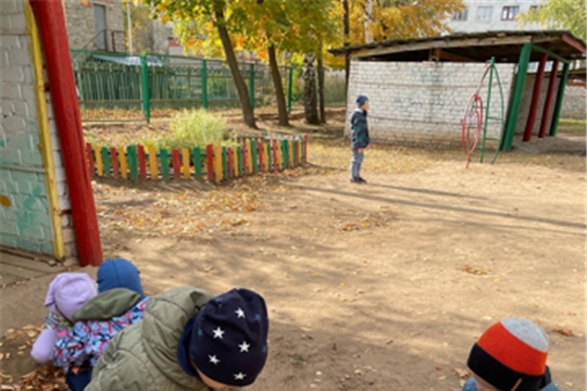 11.10.2023 "Уборка опавших листьев"
