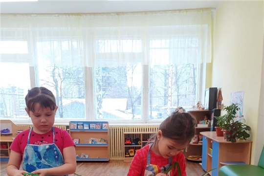 04.03.2024 "Трудовое воспитание ухаживаем за комнатными растениями" 