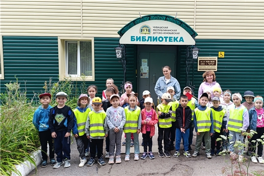 9.08.2024 Экскурсия в Республиканскую детско-юношескую библиотеку
