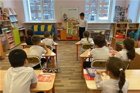Играя, познаем мир