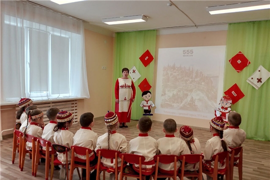 Музыкальное тематическое развлечение "С Днем рождения, любимый город!"