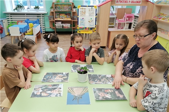 Сажаем цветы в подарок ветеранам