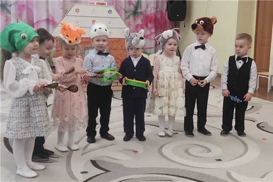"Волшебный мир театра" малышей 