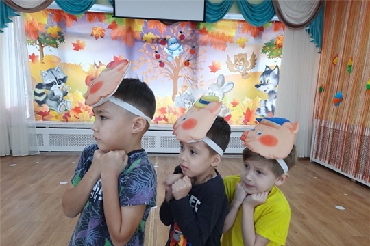 Три поросёнка и волк