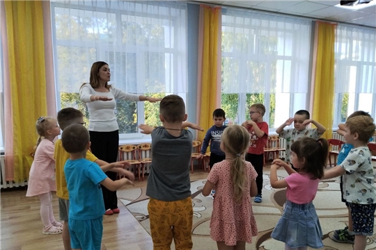 "Веселый английский"