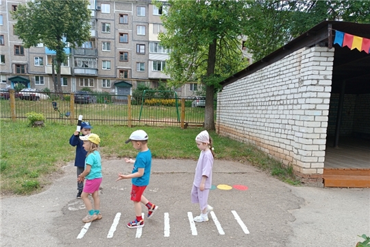 Ребёнок и улица